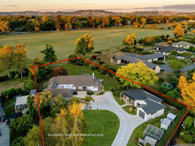 16 Cowley Drive, Leamington, Cambridge - Carousel 1