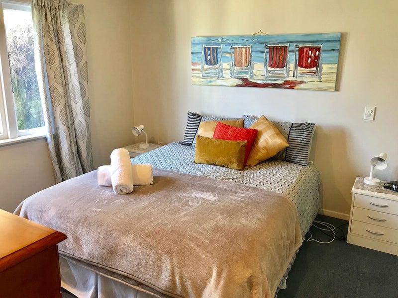 7 Onslow Road, Khandallah, Wellington - Carousel 2