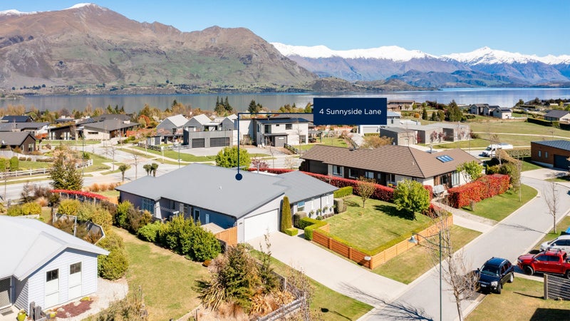 4 Sunnyside Lane, Wanaka - Carousel 1