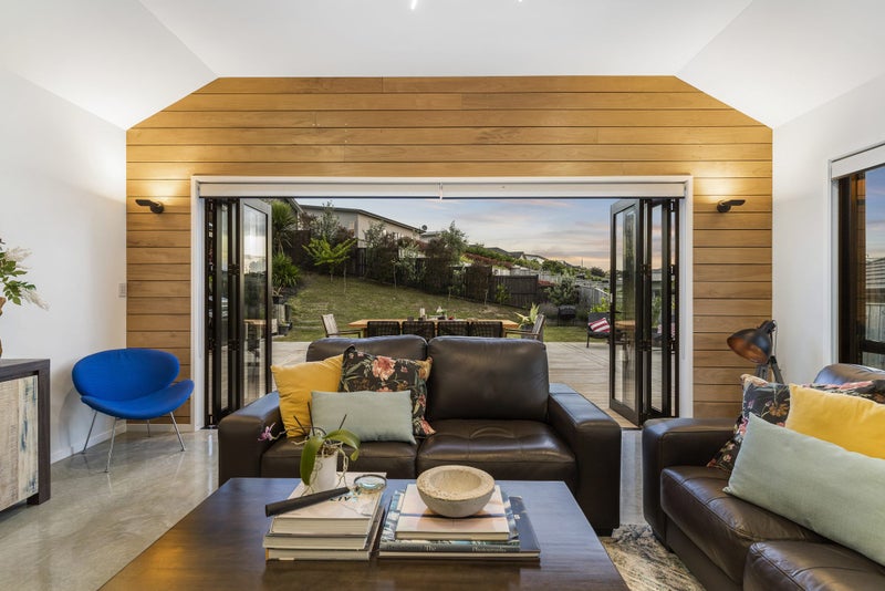 43 Kahawairahi Drive, Beachlands, Auckland - Carousel 50