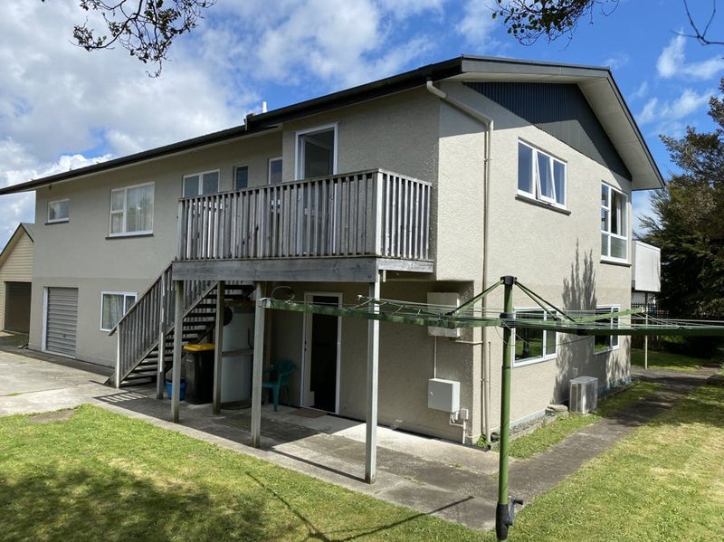 8 Otterson Street, Tahunanui, Nelson - Carousel 1