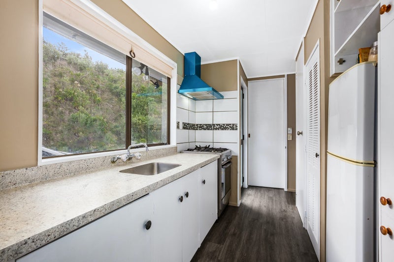 30 Owhiti Street, Titahi Bay, Porirua - Carousel 1