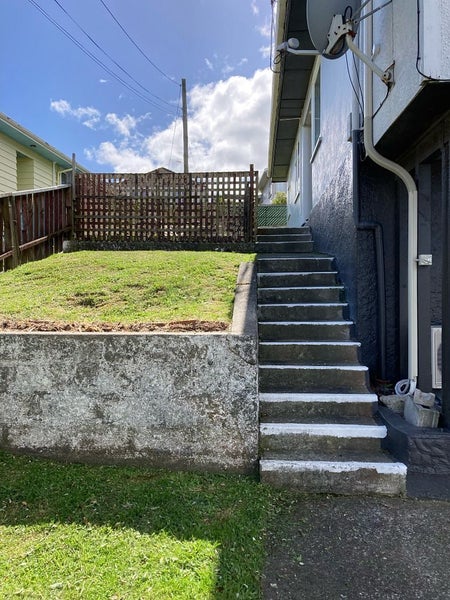 2 Camperdown Road, Miramar, Wellington - Carousel 2