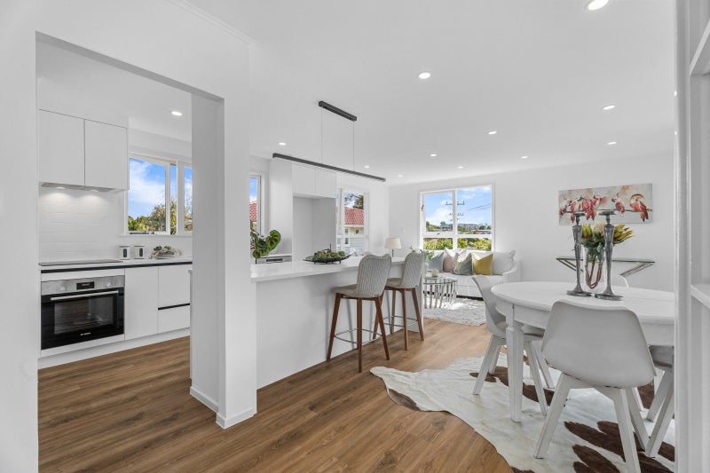 4 Westminster Street, New Windsor, Auckland - Carousel 1