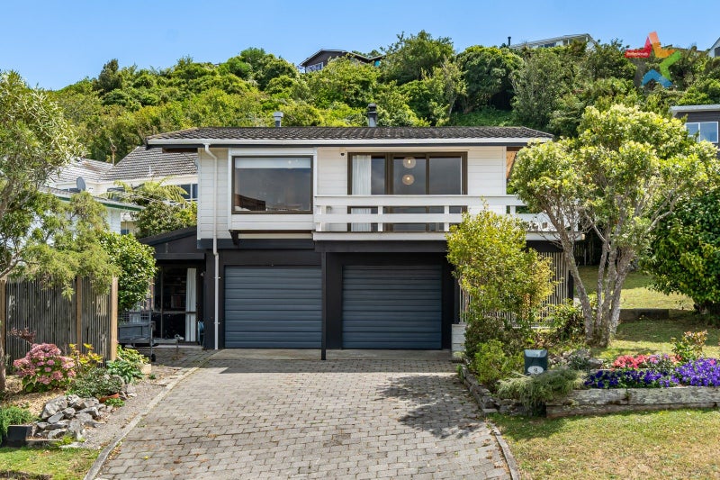 18 Orissa Crescent, Broadmeadows, Wellington - Carousel 1