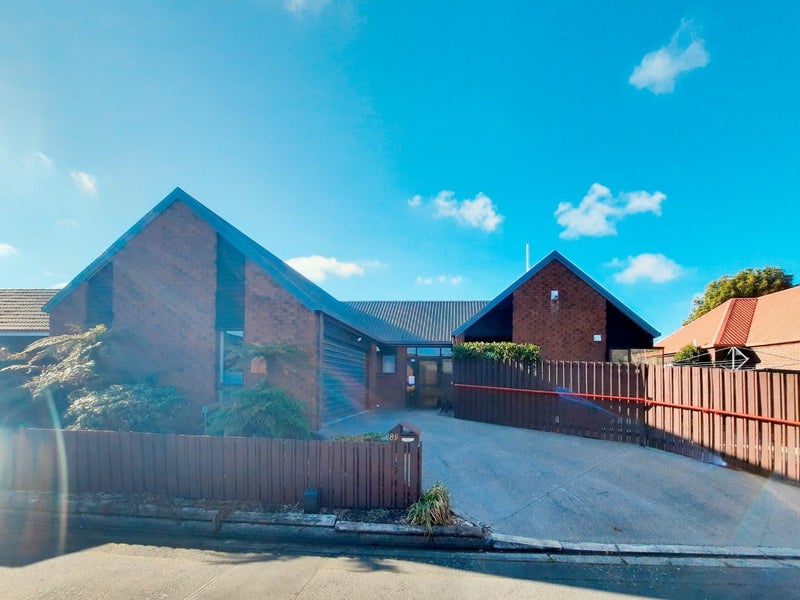 1/8 Cricklewood Place, Avonhead, Christchurch - Carousel 1