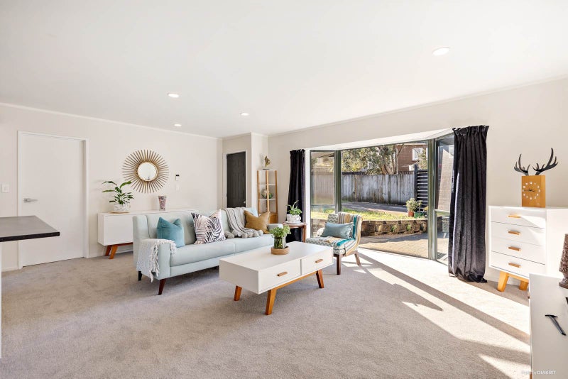 2/0 Paihia Road, Onehunga, Auckland - Carousel 1