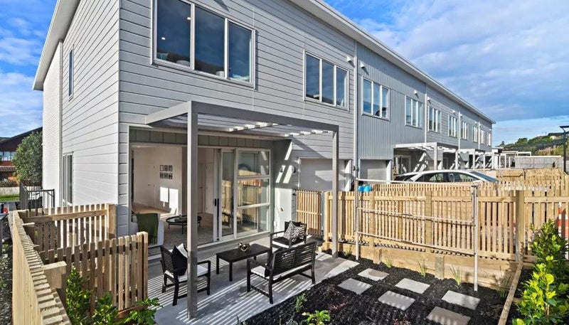 27 Barbarich Drive, Stonefields, Auckland - Carousel 1