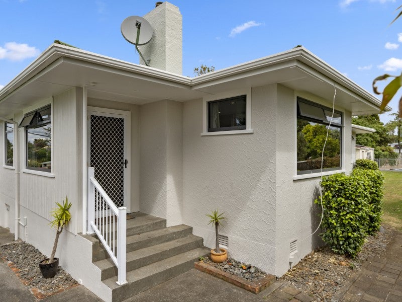 209A Frankley Road, Frankleigh Park, New Plymouth - Carousel 2