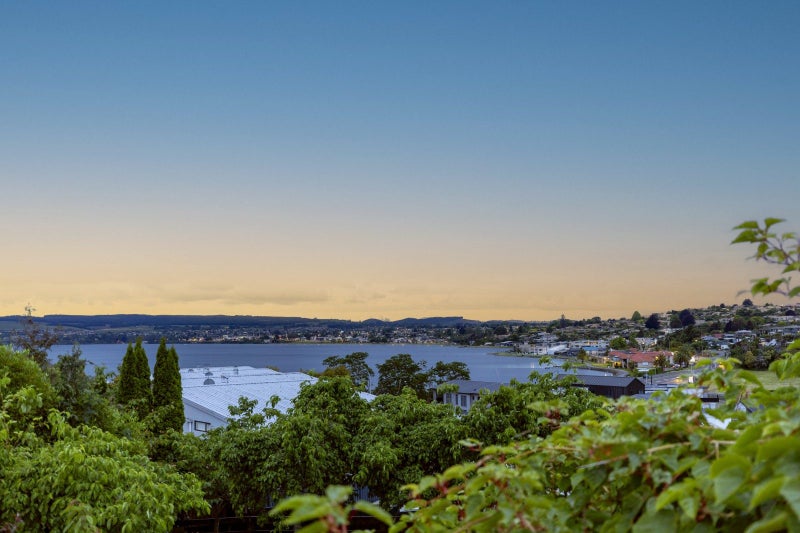 2/18 Pipi Street, Two Mile Bay, Taupō - Carousel 41