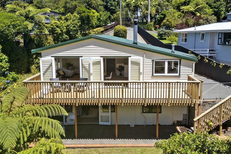 36 Foster Crescent, Belmont, Lower Hutt - Carousel 1