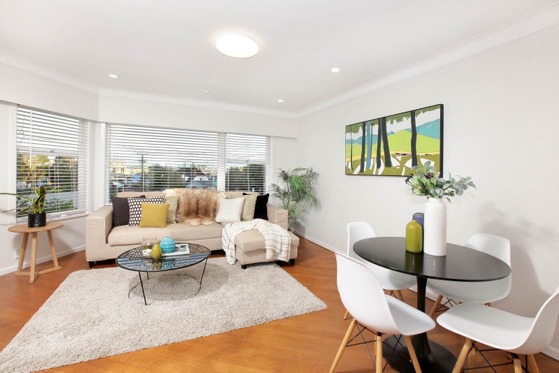 3/19 Lake Pupuke Drive, Takapuna, Auckland - Carousel 1