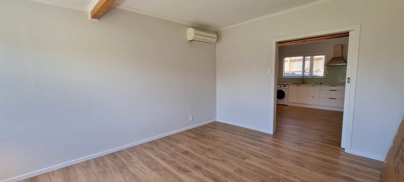 2 Philson Terrace, Browns Bay, Auckland - Carousel 13