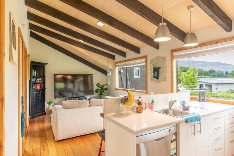 2 Larkins Way, Arthurs Point, Queenstown - Carousel 31