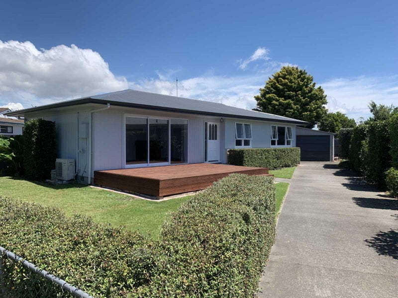 17 Foster Terrace, Onekawa, Napier - Carousel 1