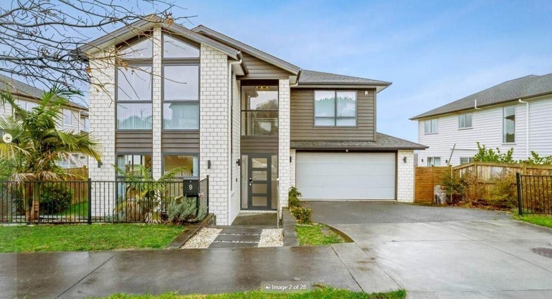 9 Mettam Drive, Swanson, Auckland - Carousel 1