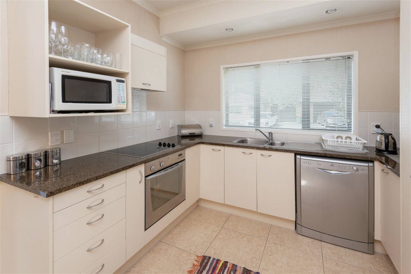 36 Skip Lane, East Tamaki, Auckland - Carousel 2