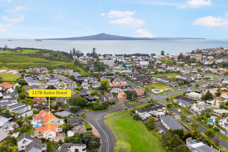 117B Aotea Street, Orakei, Auckland - Carousel 1