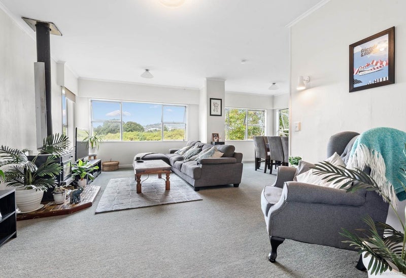 1592 Great North Road, Waterview, Auckland - Carousel 1