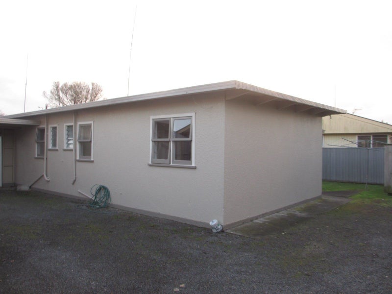 433 College Street, Hokowhitu, Palmerston North - Carousel 9