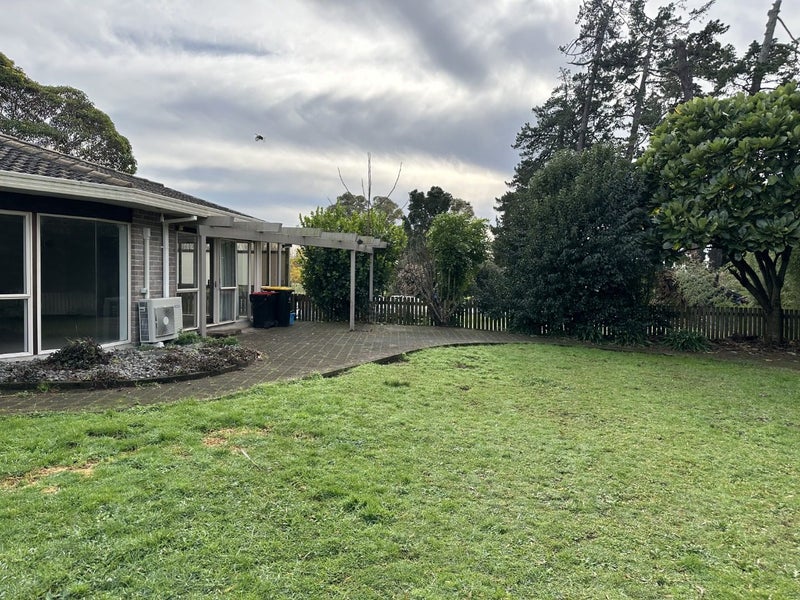 5B Begonia Way, Greerton, Tauranga - Carousel 1