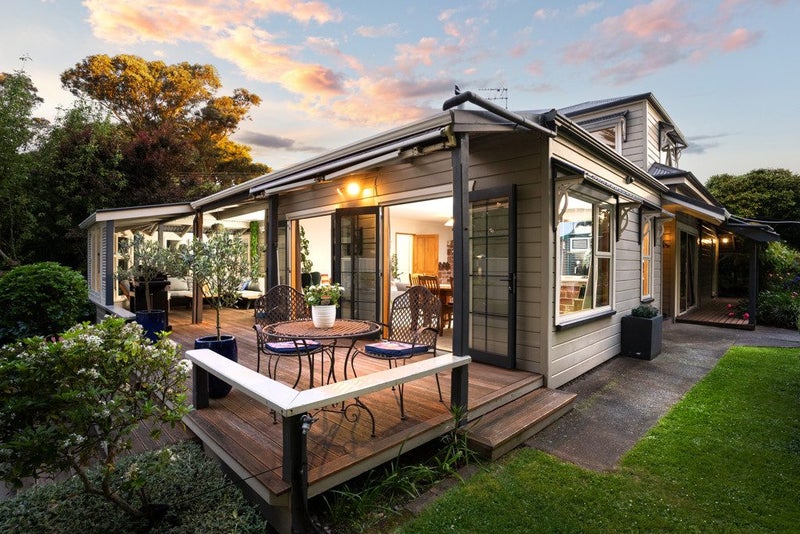 6 Robinsons Road, Halswell, Christchurch - Carousel 2