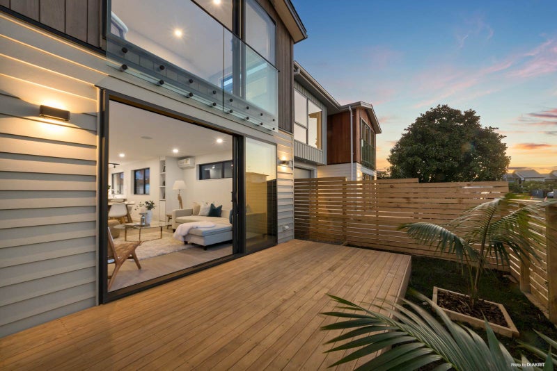 1B Sea Spray Drive, Bucklands Beach, Auckland - Carousel 2