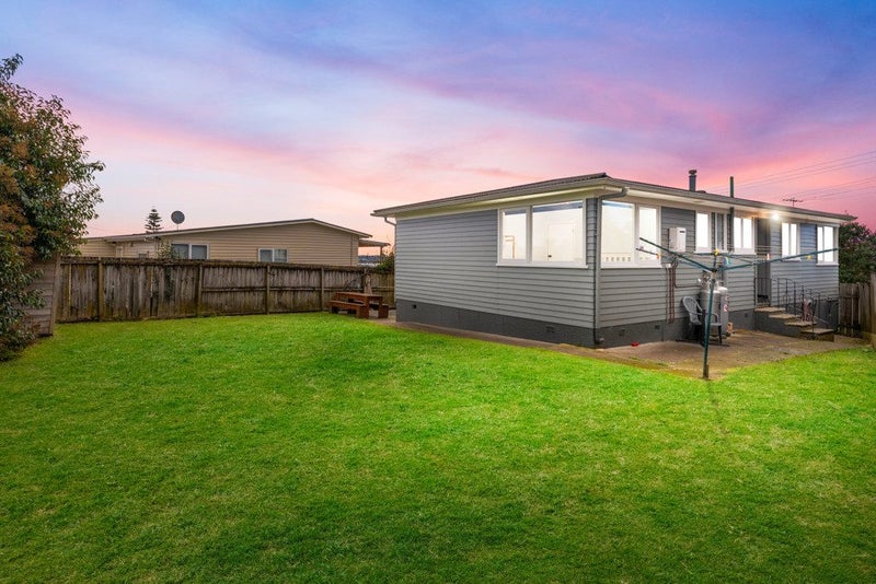 97 Sunnyside Road, Sunnyvale, Auckland - Carousel 2