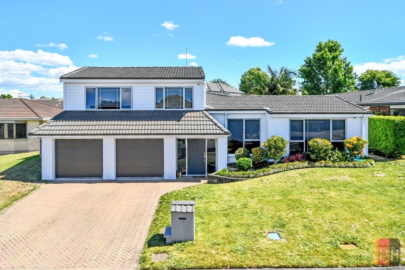 44 Rushgreen Avenue, Pahurehure, Papakura - Carousel 1