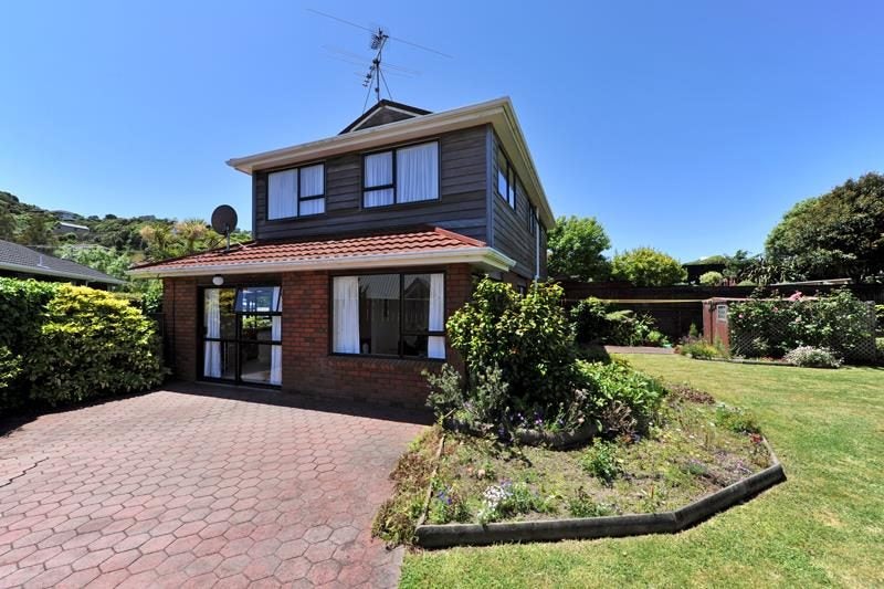 67A Thatcher Crescent, Crofton Downs, Wellington - Carousel 2