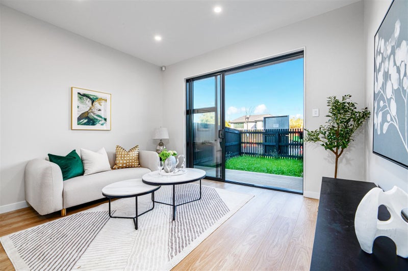 1/67 Kervil Avenue, Te Atatu Peninsula, Auckland - Carousel 2