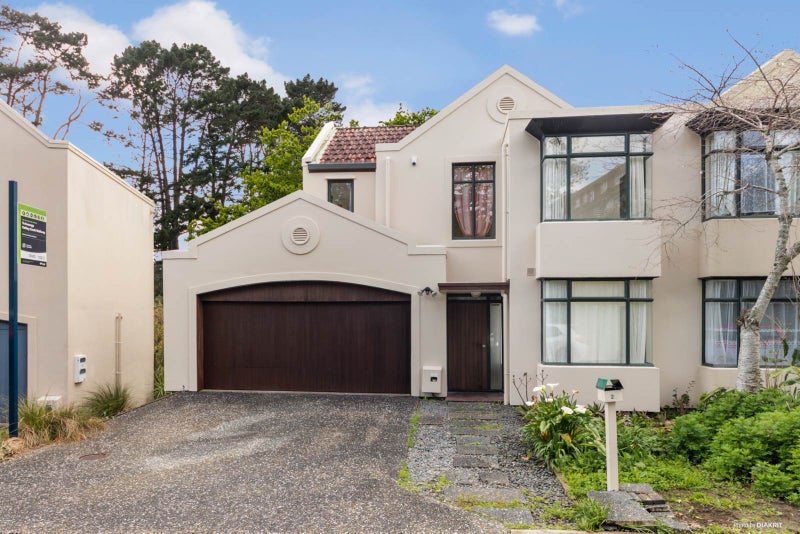 20 Waterview Downs, Waterview, Auckland - Carousel 1