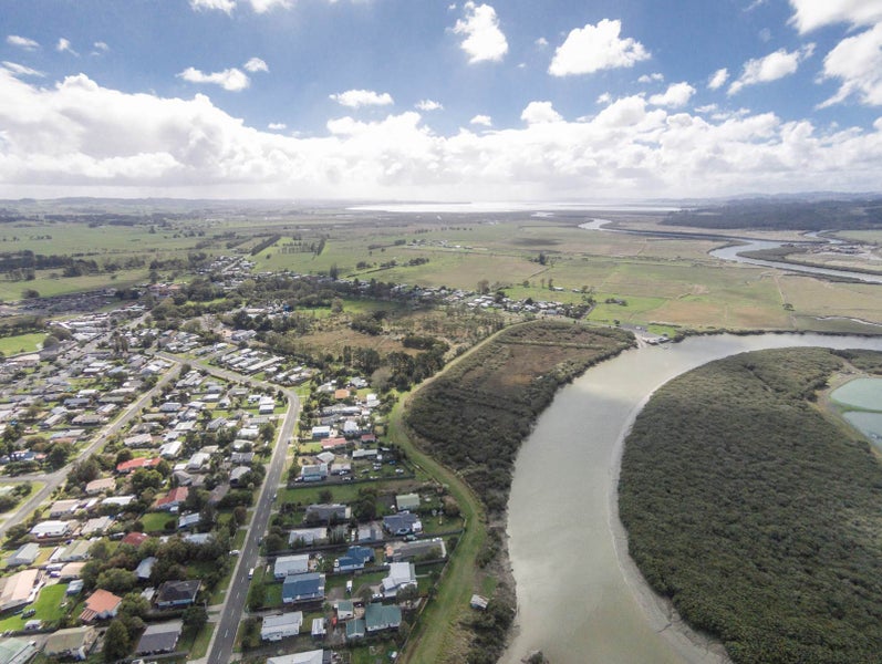 30 Aitkenhead Court, Parakai, Helensville - Carousel 13