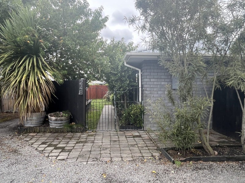 24 Croziers Road, St Albans, Christchurch - Carousel 14