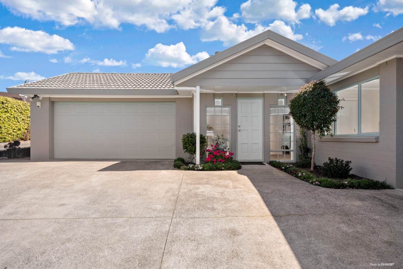 2/80 Clydesdale Avenue, Somerville, Manukau - Carousel 1