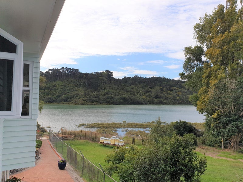 14 Ranch Avenue, Beach Haven, Auckland - Carousel 2