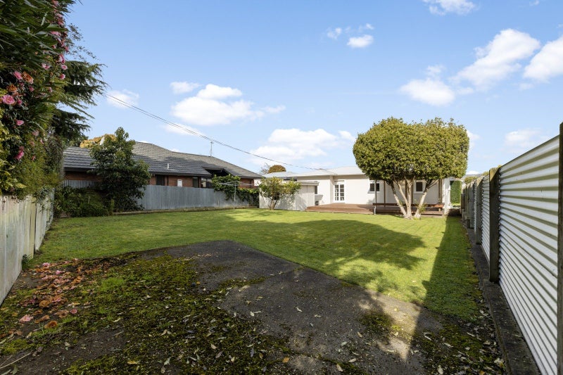 17 East Street, Terrace End, Palmerston North - Carousel 30