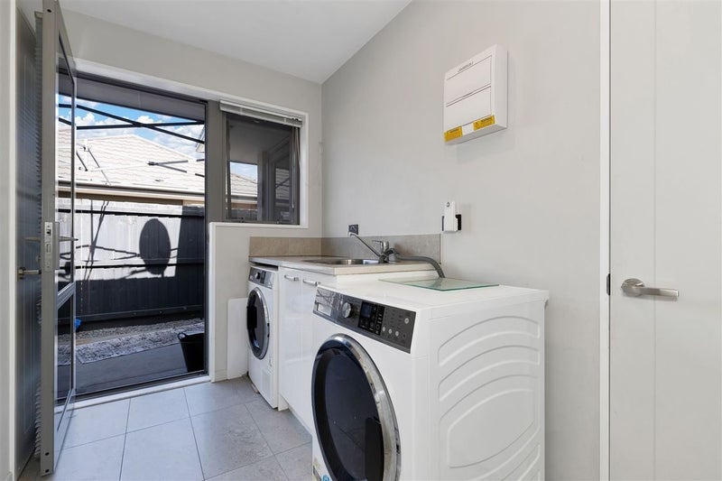 31 Davaar Crescent, Broomfield, Christchurch - Carousel 19