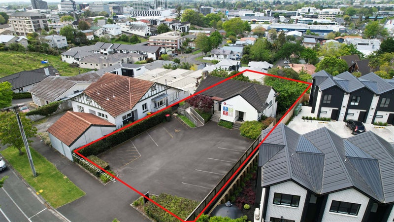 13 Ruakiwi Road, Hamilton Lake, Hamilton - Carousel 19