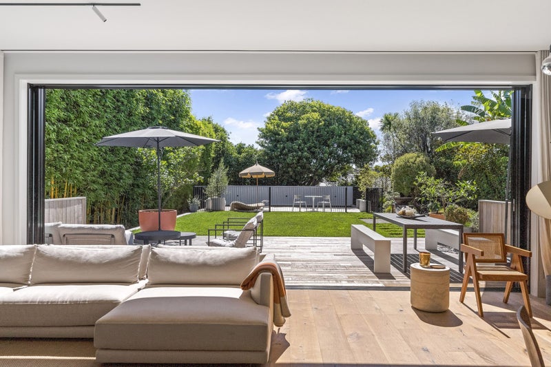 41 Sackville Street, Grey Lynn, Auckland - Carousel 1