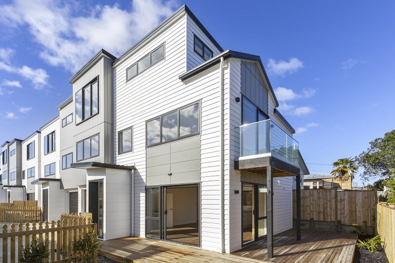 53C Blockhouse Bay Road, Avondale, Auckland - Carousel 1