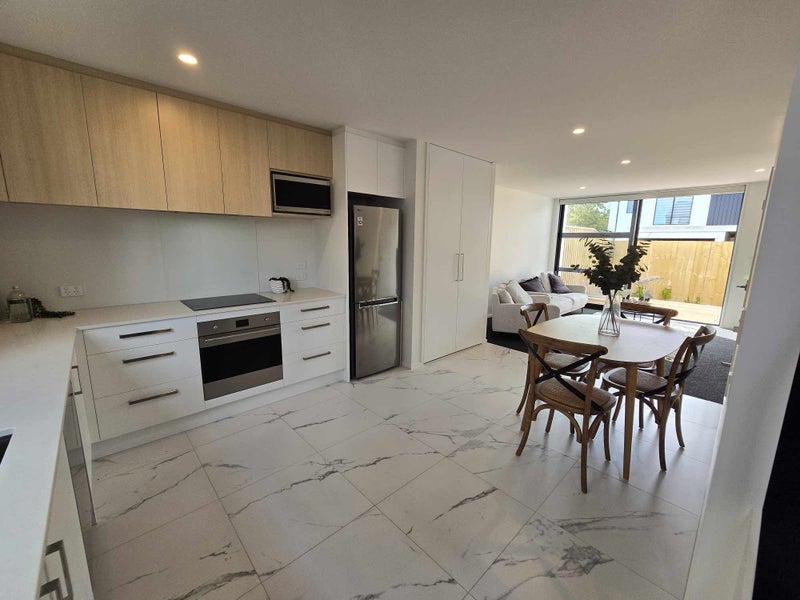 2/6 Rotherham Street, Riccarton, Christchurch - Carousel 1