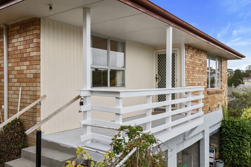 27C Linton Crescent, Matua, Tauranga - Carousel 1