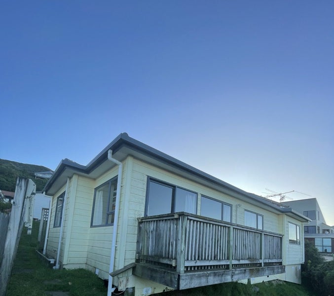 32A Nalanda Crescent, Broadmeadows, Wellington - Carousel 2