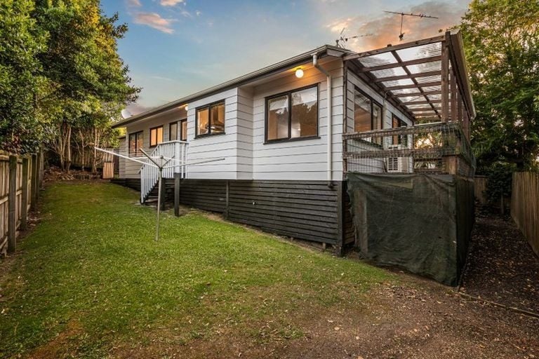 2/25A Clark Road, Pahurehure, Papakura - Carousel 2