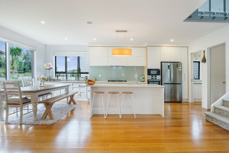 4 Carex Way, Long Bay, Auckland - Carousel 1