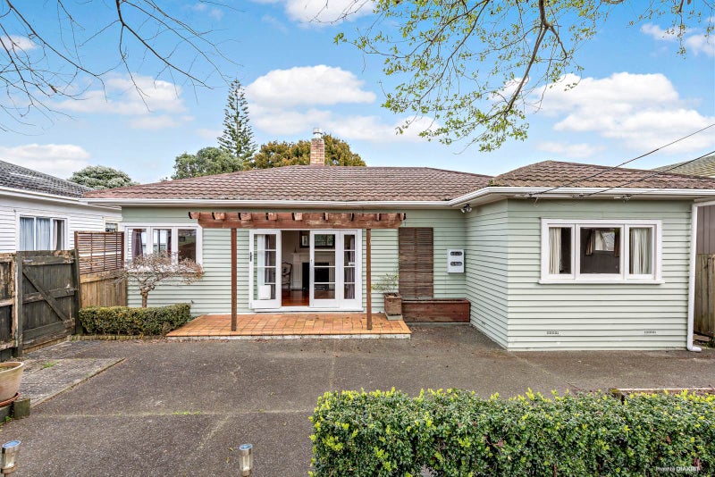 215 Mount Albert Road, Wesley, Auckland - Carousel 2