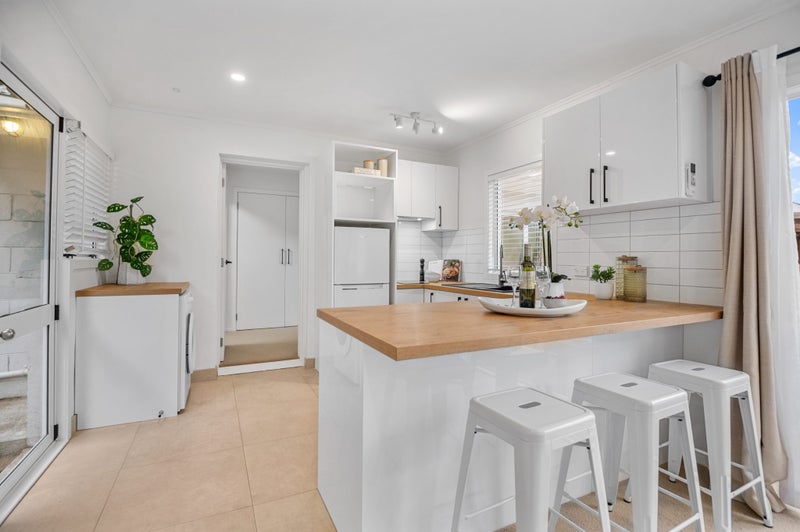 1/9 Wootton Road, Remuera, Auckland - Carousel 2