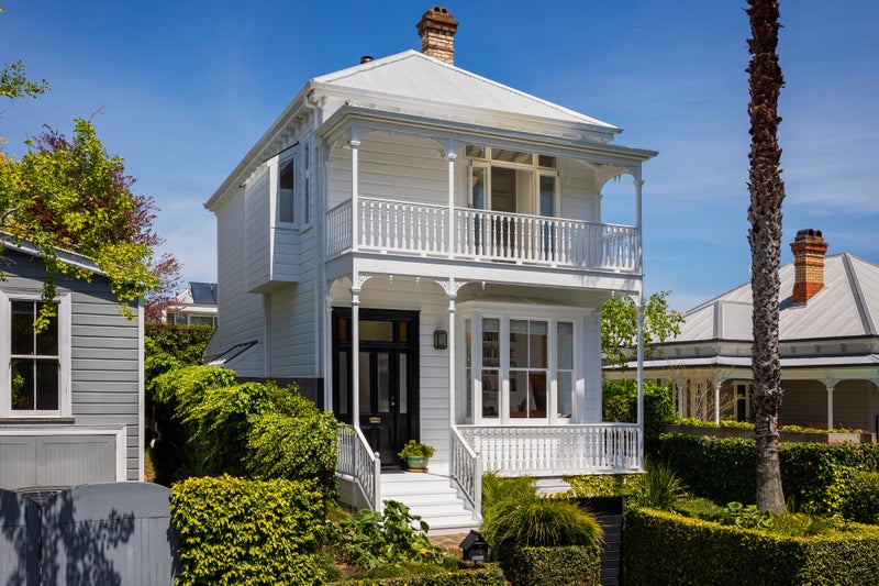 19 Cleveland Road, Parnell, Auckland - Carousel 1