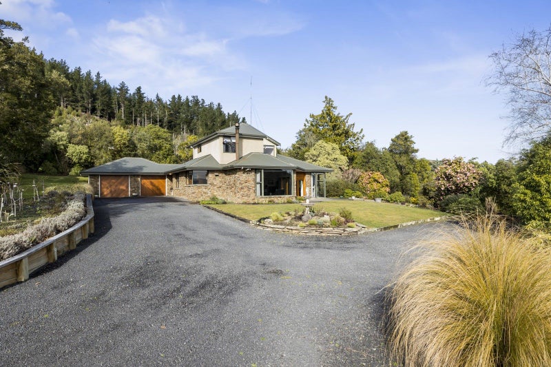 453 East Taieri-Allanton Road, Allanton, Mosgiel - Carousel 32